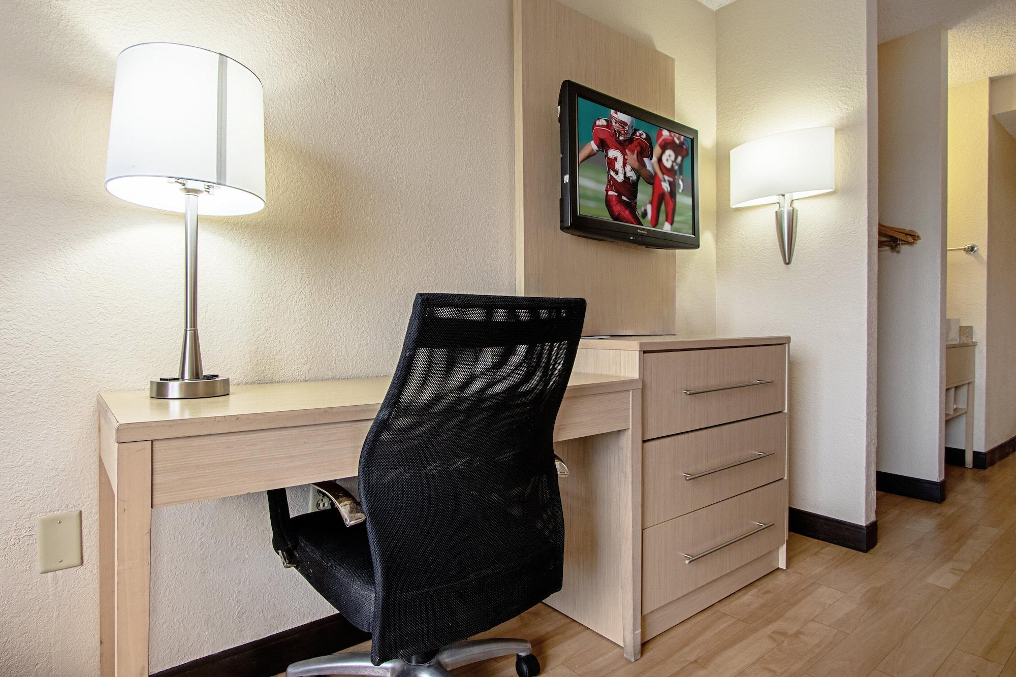 Red Roof Inn Plus+ West Palm Beach Bagian luar foto